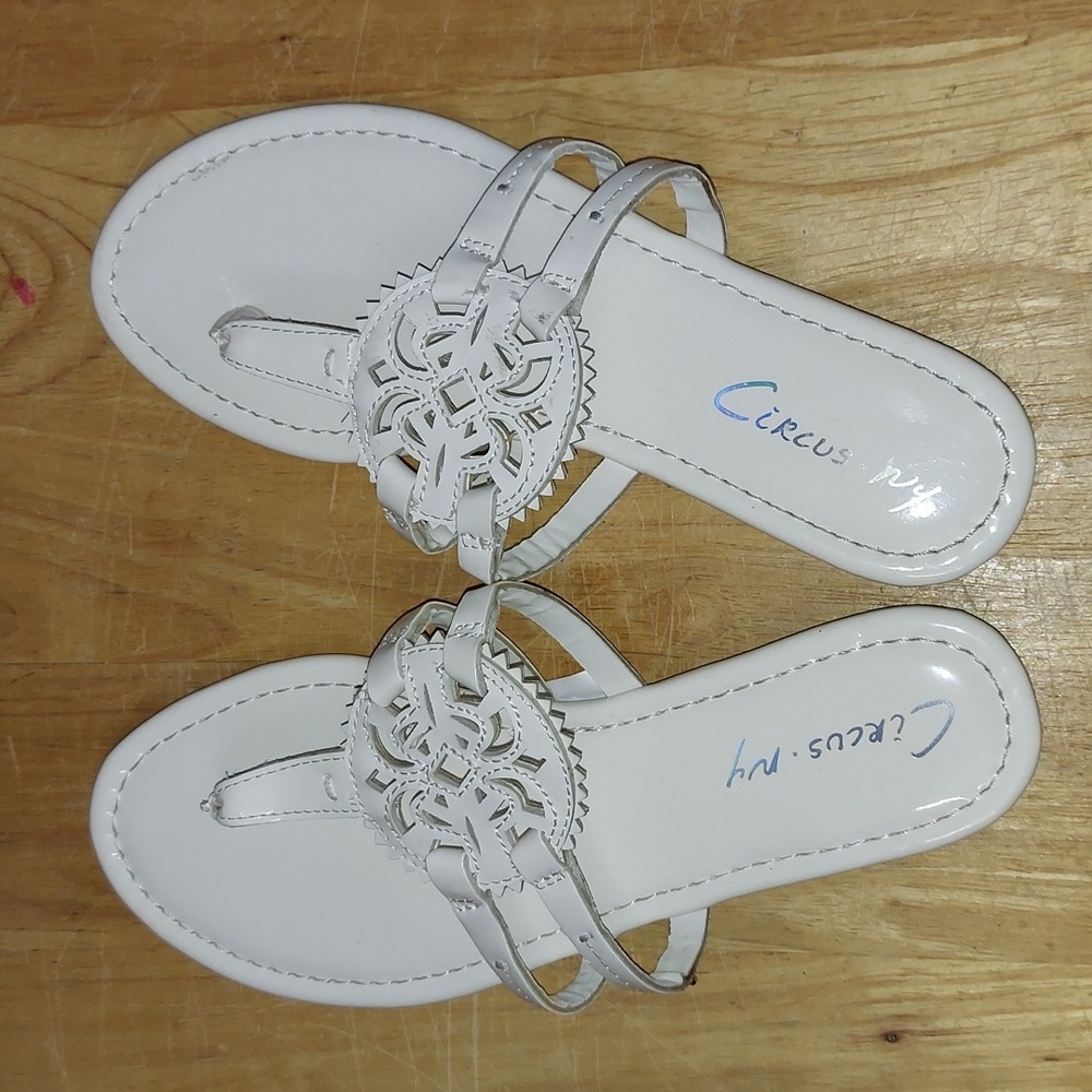 Cirukus NY sandels